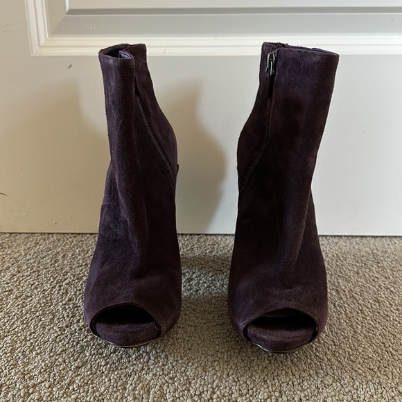 Nicholas Kirkwood architectural chunky cut out heel stacked wedge pee toe bootie